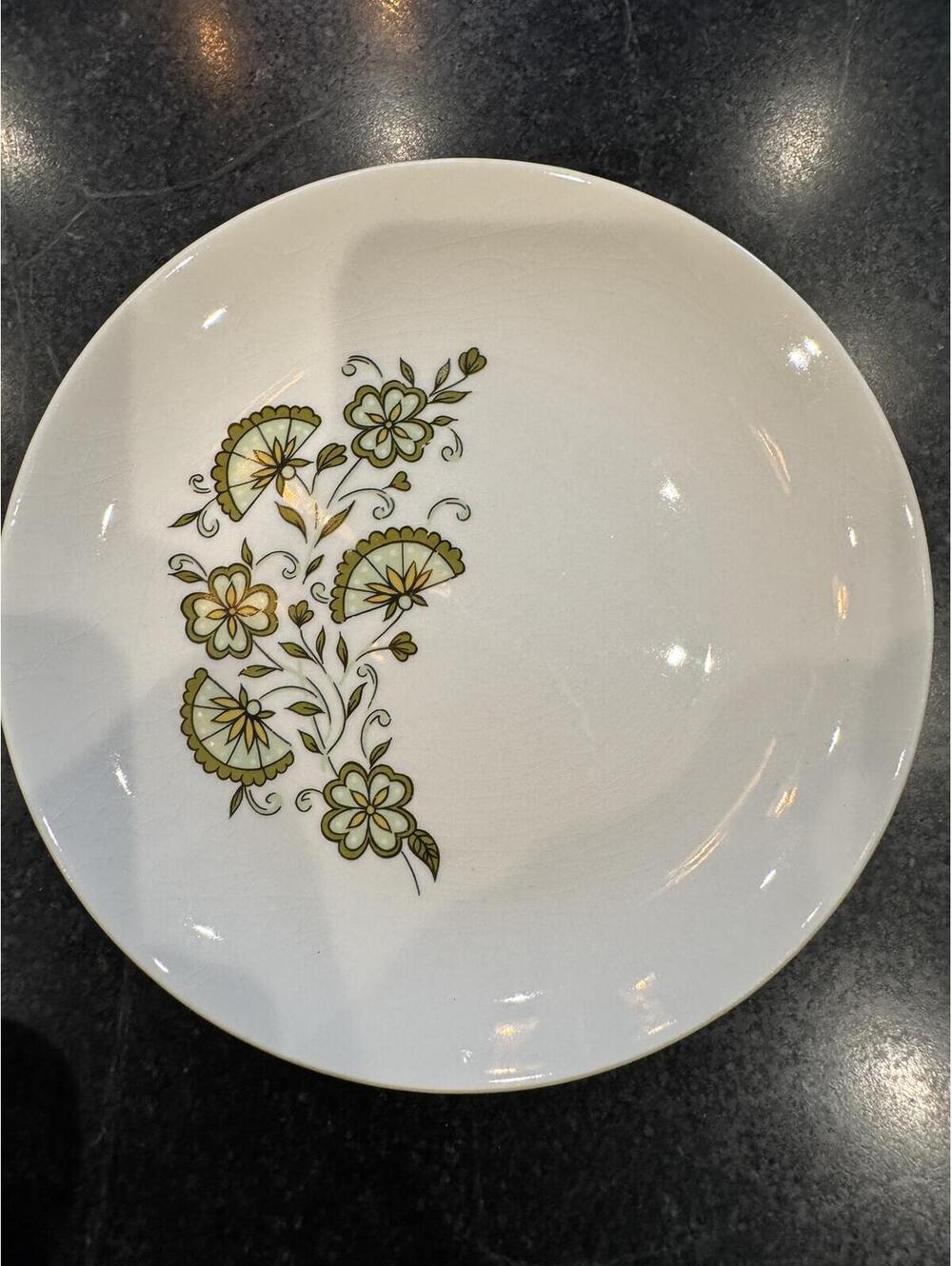 Set of 2 Vintage McCoy Nelson MCC17 Salad Plates Green Floral Mid Century